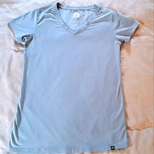💙 Women's V Neck Tee Light Blue | Size XS | Like New | Eastern Mountain Sports